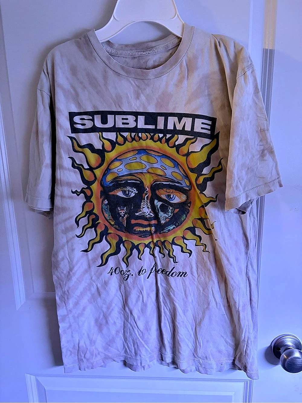 Sublime Graphic Short Sleeve Tee in Gray